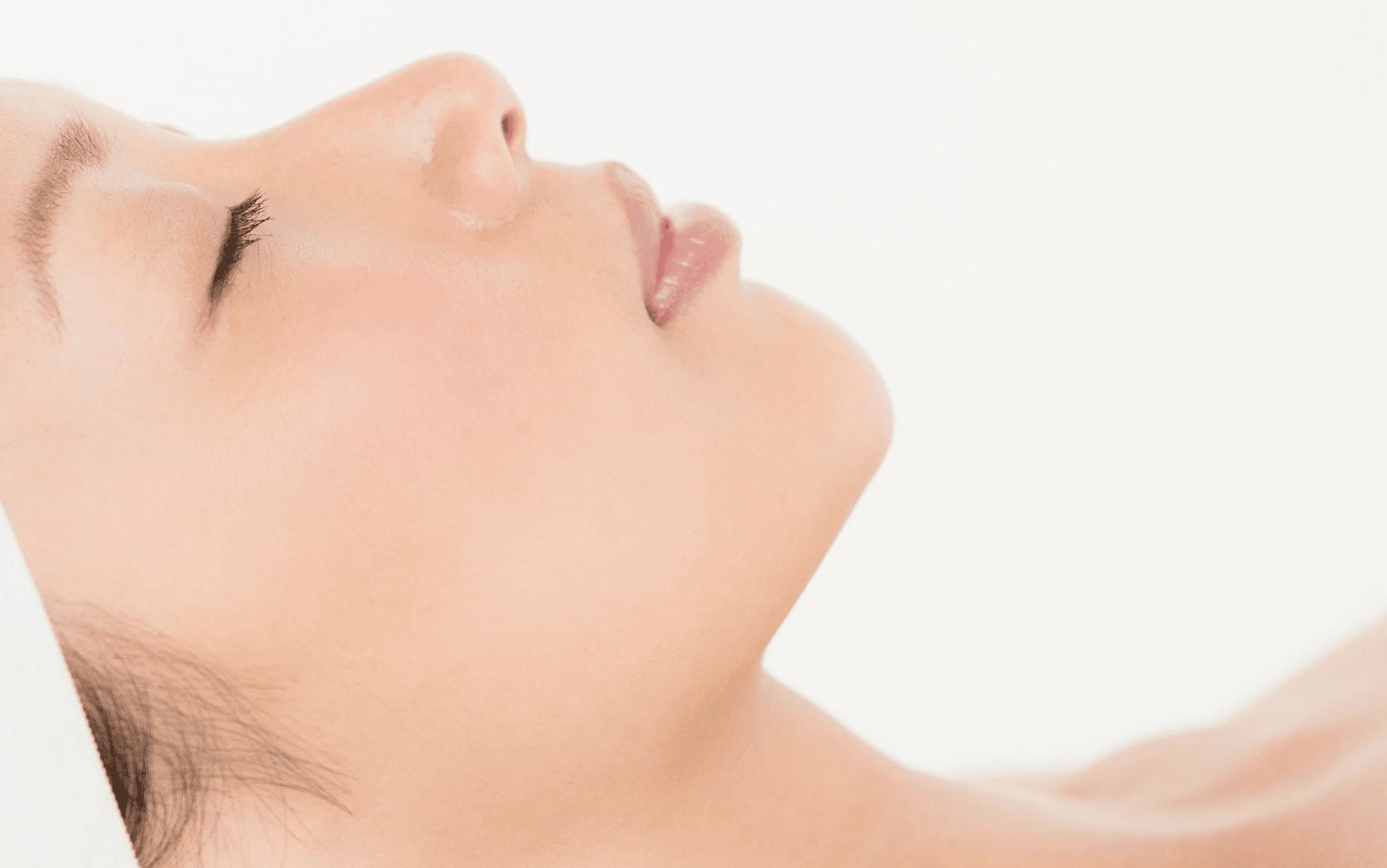 Wave Plastic Surgery and Aesthetic Center - facial treatment